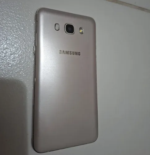Samsung J7 Metal Dourado