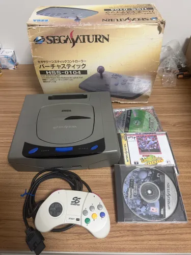 Sega Saturno Japonês + Arcade