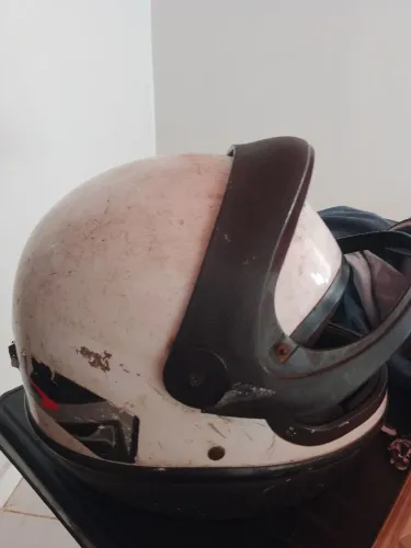 Capacete