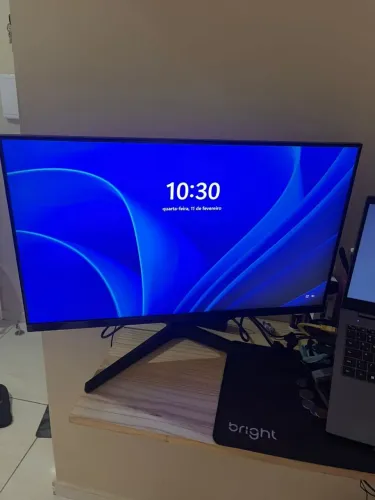 MONITOR SAMSUNG T350 27 POLEGADAS 75Hz