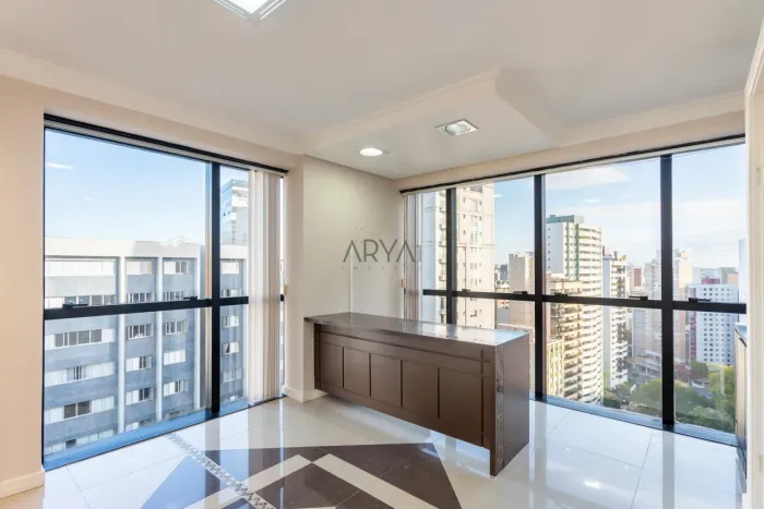 Sala comercial à venda no Batel ARYA1