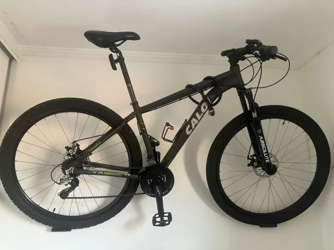 Mountain Bike Caloi aro 29 - Shimano Tourney