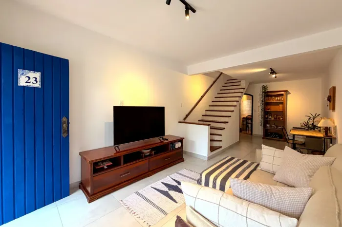 Casa no condomínio Stela Maris para venda com 2 quartos, sendo 2 suítes, 146m²
