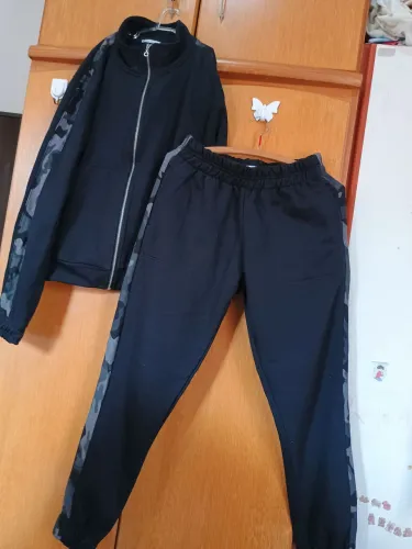 Conjunto deportivo fathais preto M