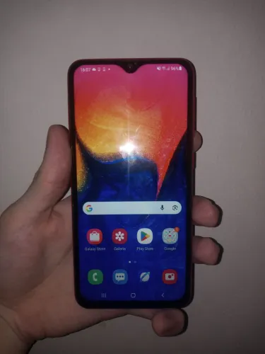 Celular Usado Samsung Galaxy A10 com Acessórios