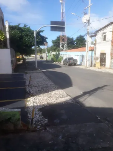 Casa tipo kitnet no abaeté bem localizada próximo a praia