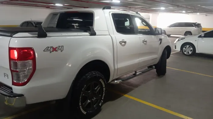 Ford Ranger Limited 3.2 20V 4X4 CD Aut. Dies. 2015