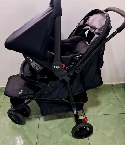 Carrinho Cosco Toffy + Bebê Conforto Preto | Pouco Usado | Excelente Estado.
