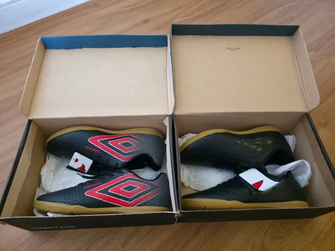 Chuteira Umbro