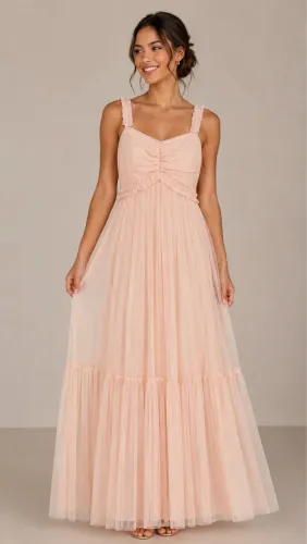 Vestido de tule longo