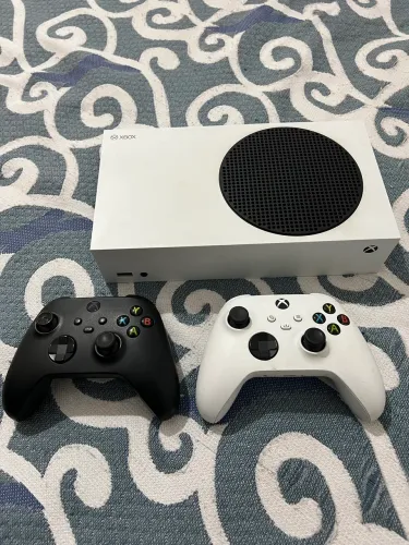 VENDO XBOX SERIES S OU TROCO POR ALGO DO MEU INTERESSE 