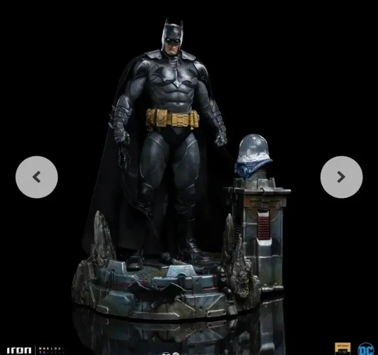 Batman unleasched iron studios