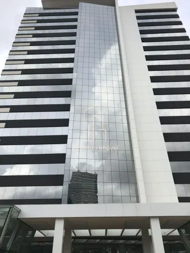 Conjunto Comercial de Alto Padrão à Venda em Alphaville: 10 Salas, 4 Banheiros, 11 Vagas d