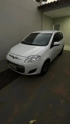 Fiat Palio Attractive 1.0 EVO Fire Flex 8V 5P 2013