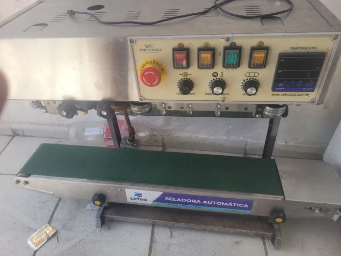 Seladora automática