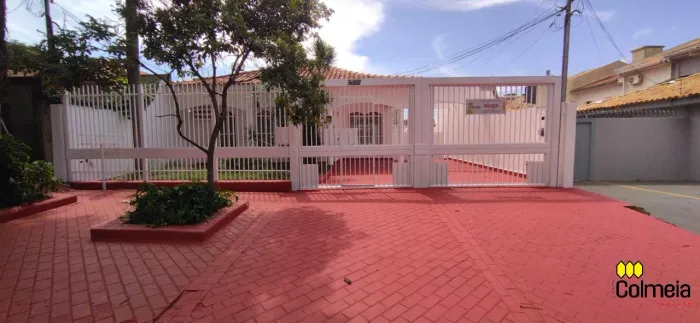 Casa Comercial com ótima localização