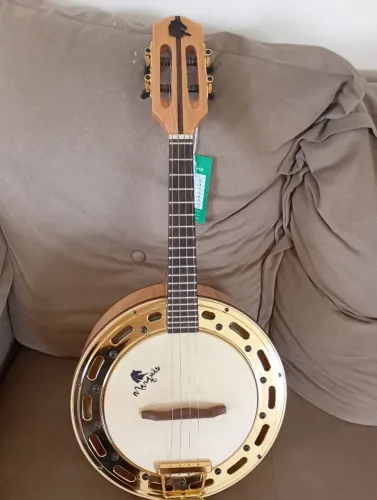 BANJO TROCO POR CONTRA BAIXO.