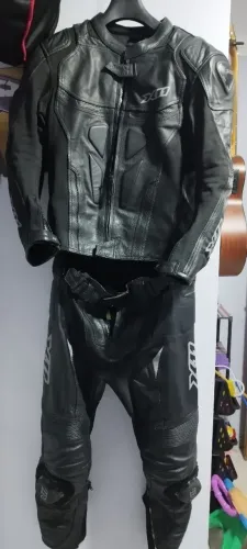 Macacão 2 peças x 11