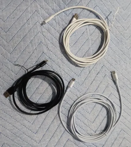 VENDO - CABO ORIGINAL "UGREEN" - USB Com C - C Com C - R$ 50,00 "TODOS"