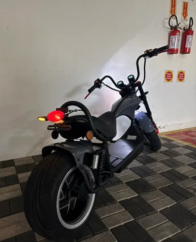 Scooter Elétrica Harley Customizada