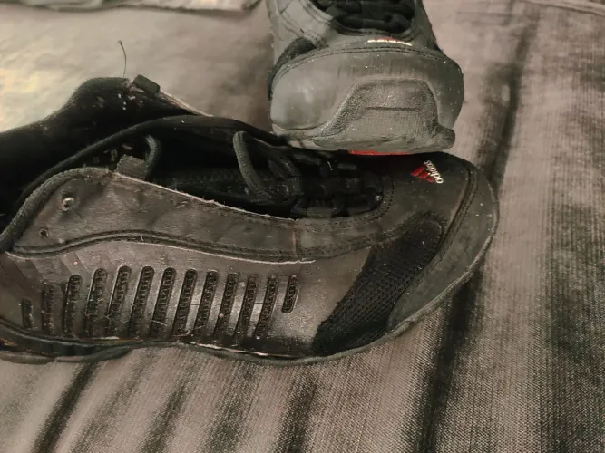 Tênis Adidas Hellbender CC