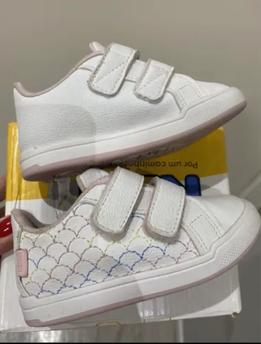 Tenis