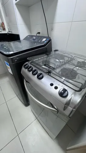 Vendo fogão 4 bocas Eletrolux inox