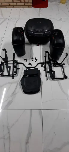 Suporte lateral e traseiro