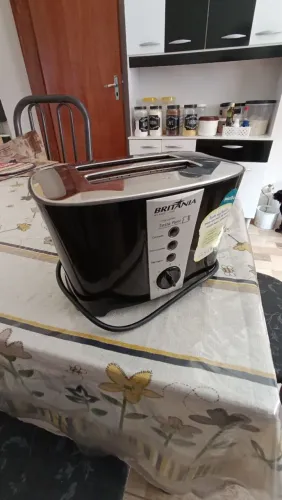 Torradeira com defeito Britania 220v