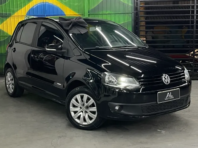 Volkswagen Fox 1.6 MI Total Flex 8V 5P 2013