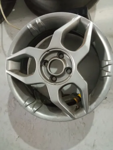 Rodas aro 15 linha Fiat original 