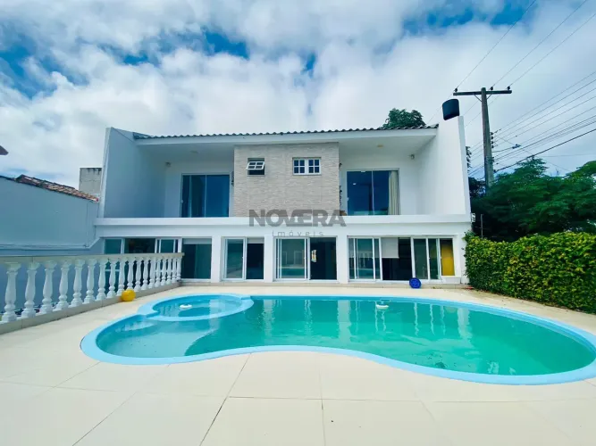 Casa 4 dormitórios à venda Laranjal Pelotas/RS