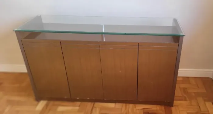 Mesa de jantar e buffet