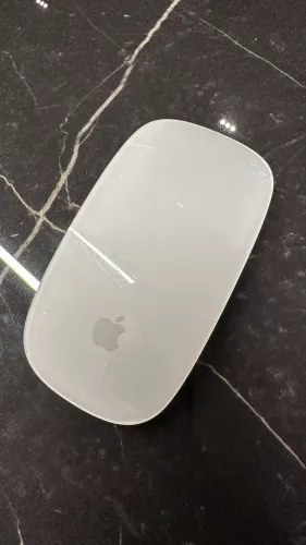 Apple Magic Mouse 2 (modelo original A1657)