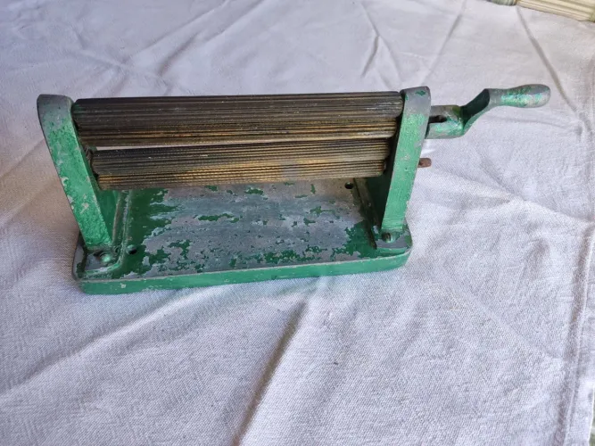Máquina Manual de Cortar