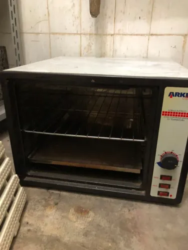 Forno Elétrico Arke Tradicional com Controle de Temperatura