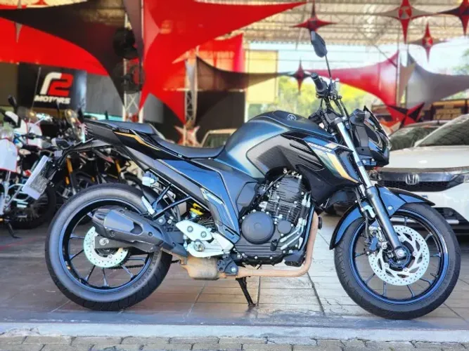 Fazer FZ25 2024 - Muito bem conservada e revisada ! Aceito troca