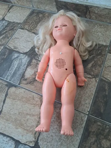 BONECA CARINA ESTRELA ANO 80 COM AVARIA P REPARO
