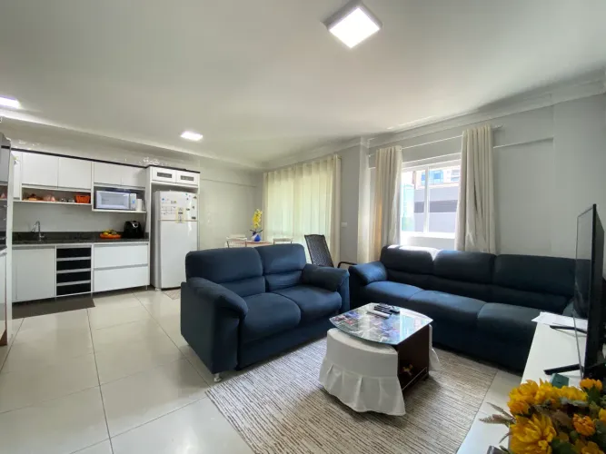 Apartamento suíte + 2 dormitórios e 2 vagas de garagem!