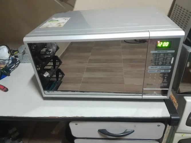 Microondas Espelhado LG 127v - 30 L