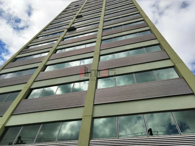 Sala Comercial Planejada, com 3 Ambientes e Ar Cond. para Venda e Locação na V. Leopoldina
