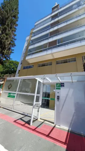 Cobertura de 2 dormitórios em Coqueiros