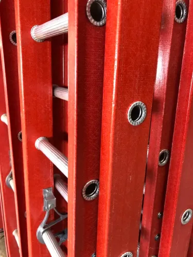 Escada fibra de vidro 6m marca Síntese