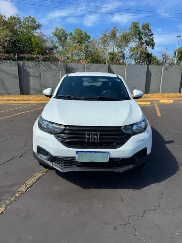 Fiat Strada Freedom 1.3 Flex 8V CD 2023