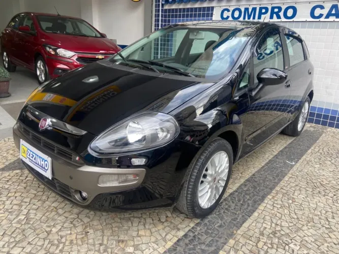 Fiat Punto Essence 1.6 Flex 16V 5P 2014
