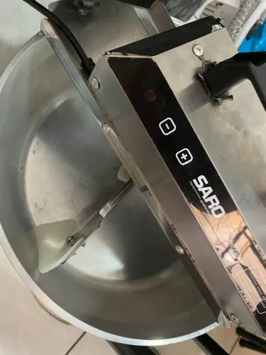Panela Mexedora Saro Premium - Vendida NO ESTADO / COM AVARIA NO MOTOR