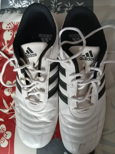 CHUTEIRA ADIDAS DE FUTSAL ADIQUESTRA ORIGINAL TAMANHO 43 RARIDADE