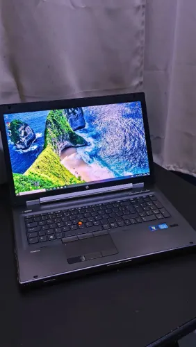 Notebook HP EliteBook Workstation - i5 / 16GB RAM / Placa Dedicada Nvidia Quadro K3000M