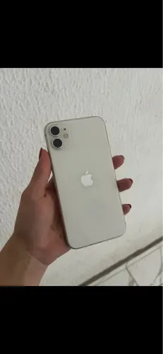 VENDE-SE IPHONE 11 DE 128gb