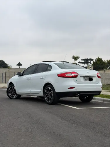 Renault Fluence Sedan Privilège 2.0 16V Flex AUT 2017